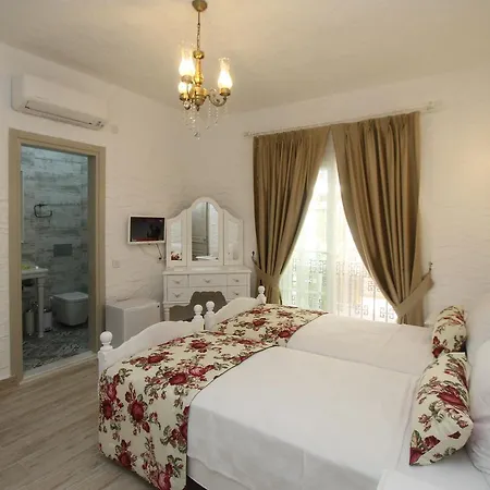 Alya Mou Butik * Çeşme