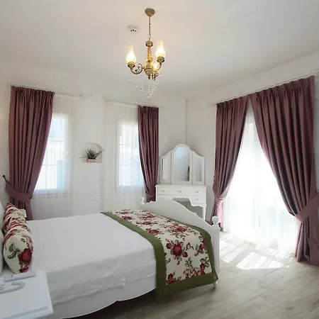 Alya Mou Butik Otel Çeşme